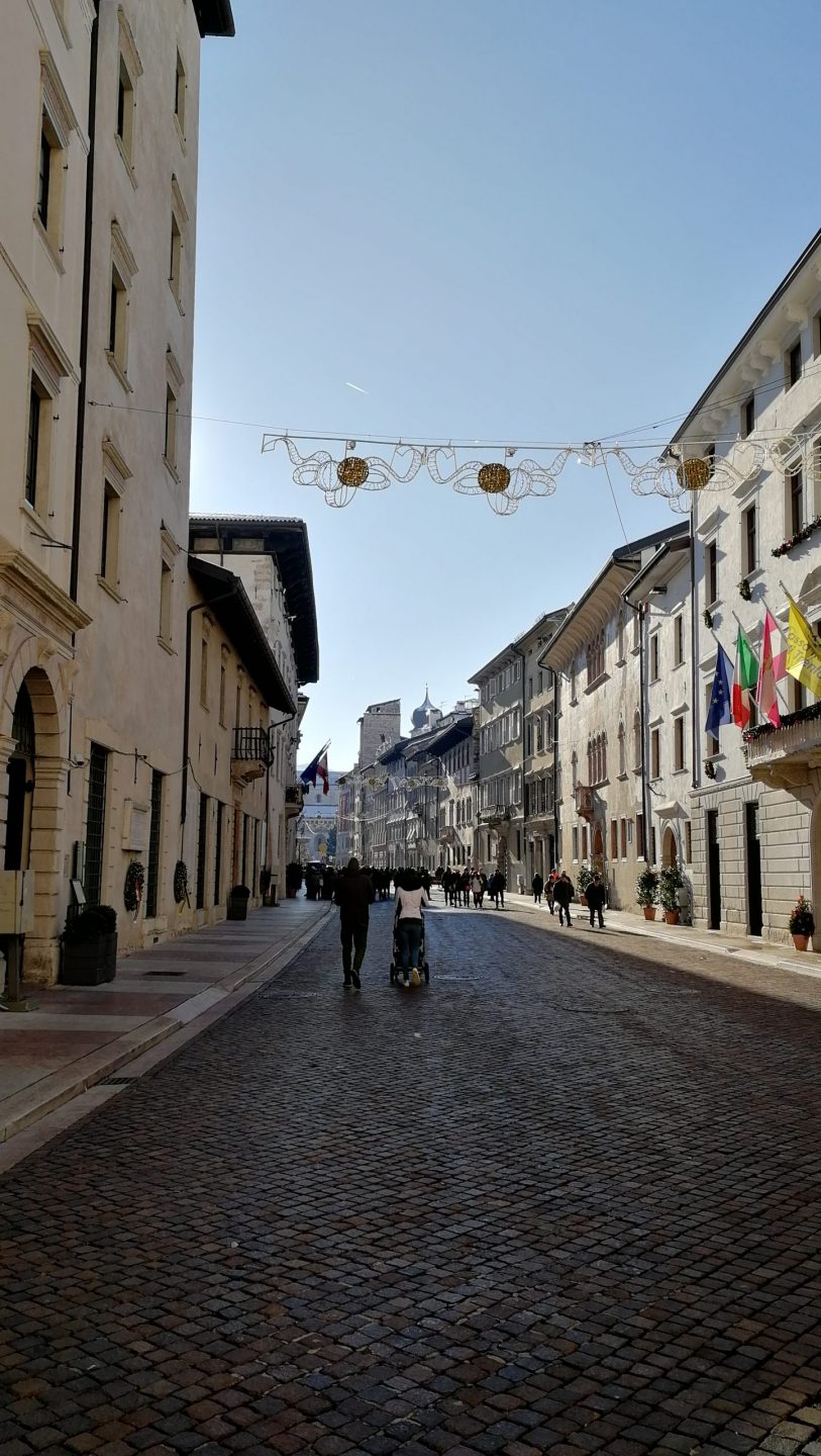 Navidad en Trento - Via Belenzani