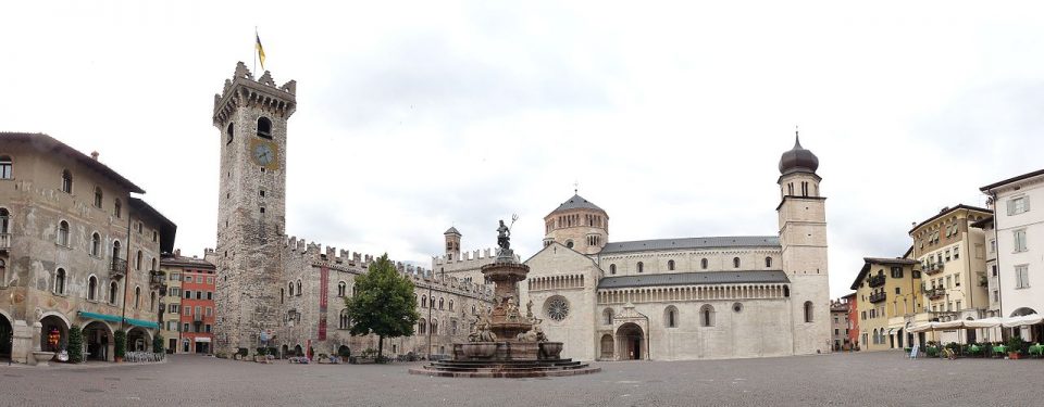 7 LUGARES IMPERDIBLES - piazza Duomo