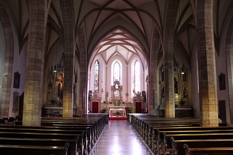 San Pietro - Interior